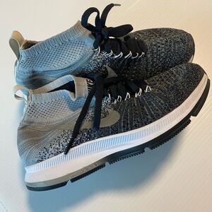 Nike Zoom pegasus All Out Flyknit pull on running shoes sneakers black gray 4.5Y
